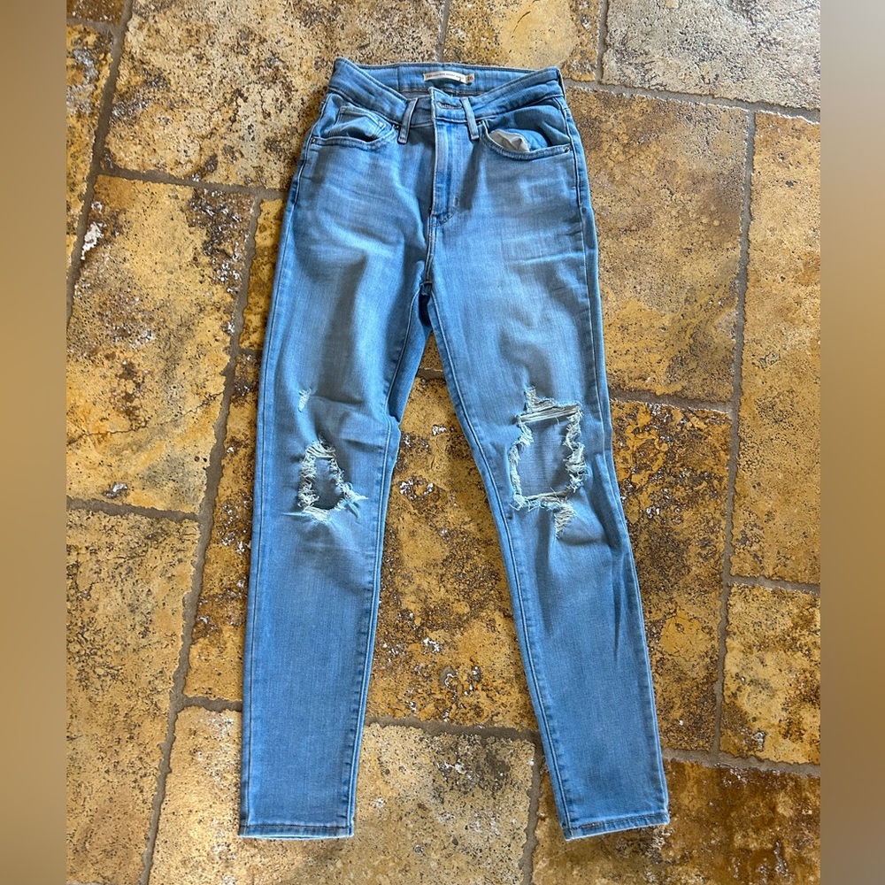 Levi’s High Rise Skinny Ankle Jeans
